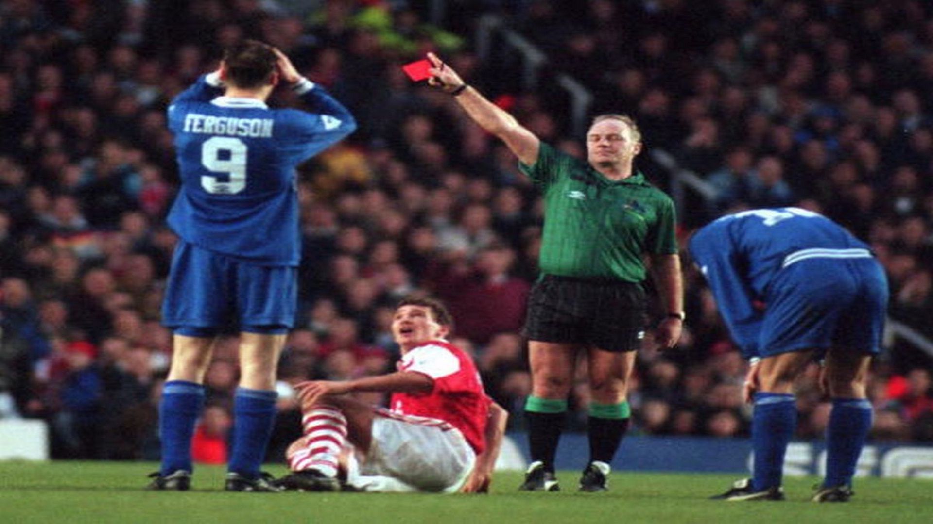Duncan Ferguson - who has the most red cards in Premier League history